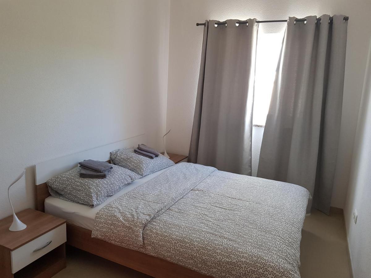 Apartmani Vrdoljak Малинска Экстерьер фото