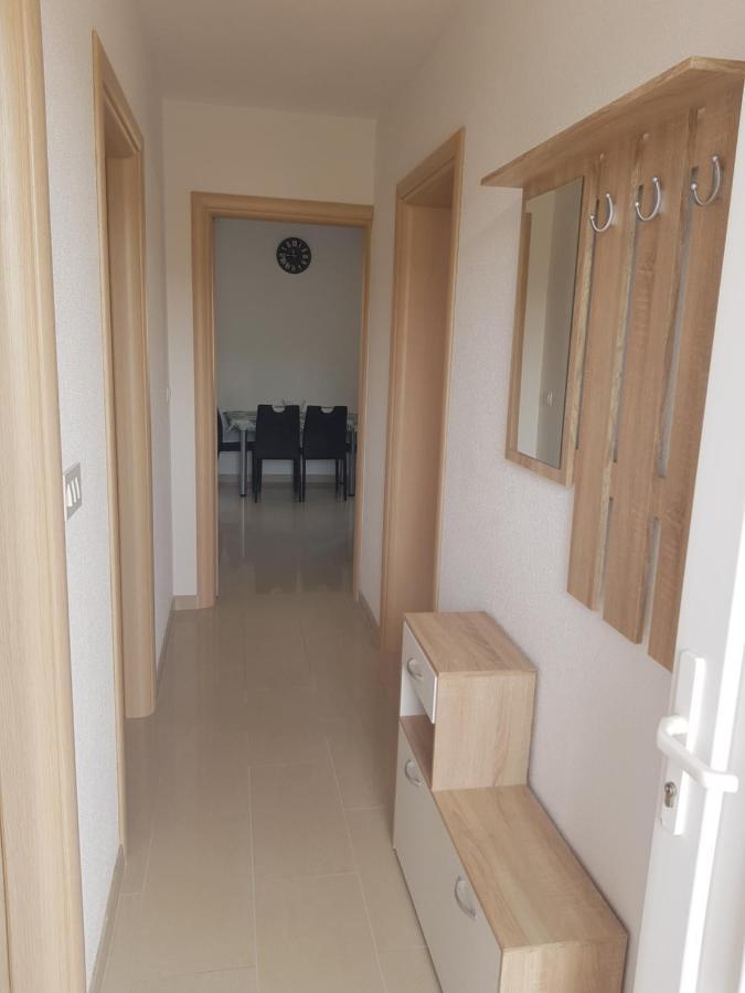 Apartmani Vrdoljak Малинска Экстерьер фото