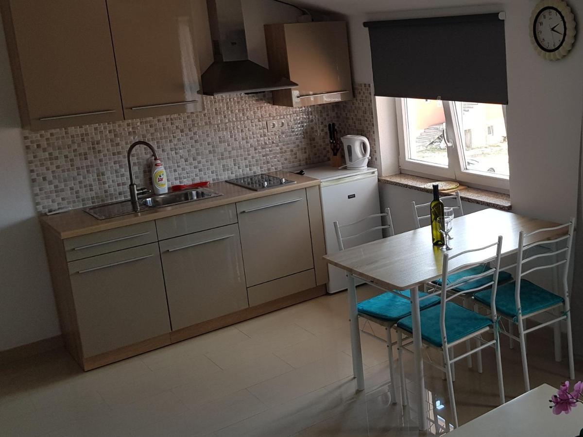 Apartmani Vrdoljak Малинска Экстерьер фото